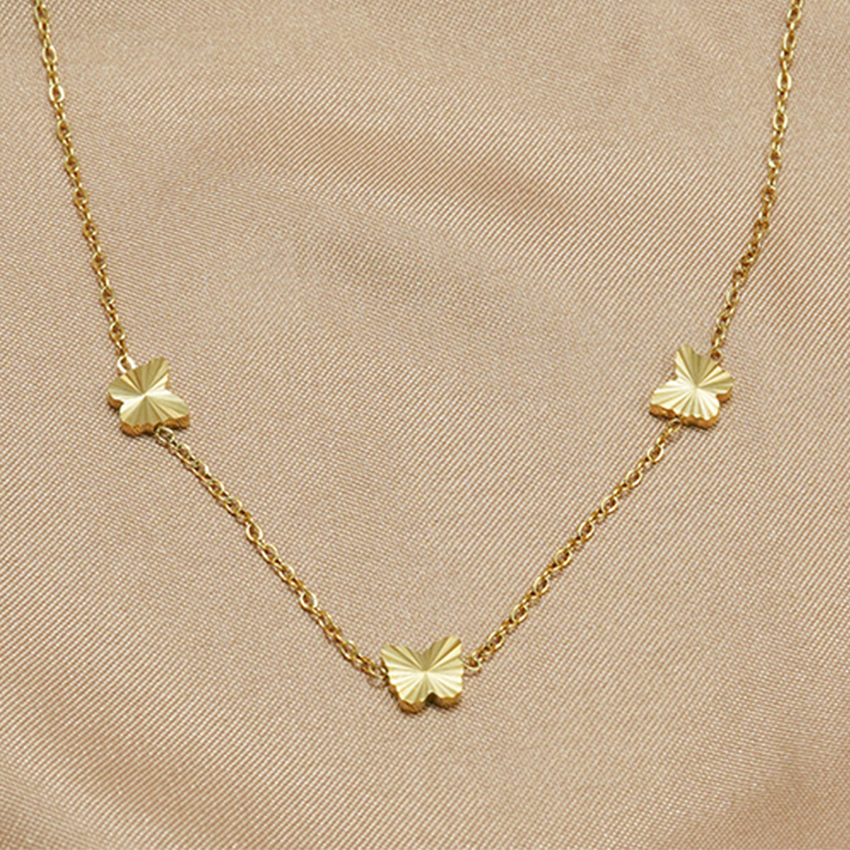 Lxalry Gold Heart Jewelry Set – Stainless Steel Cutout Necklace & Stud Earrings (Waterproof) - Glowify