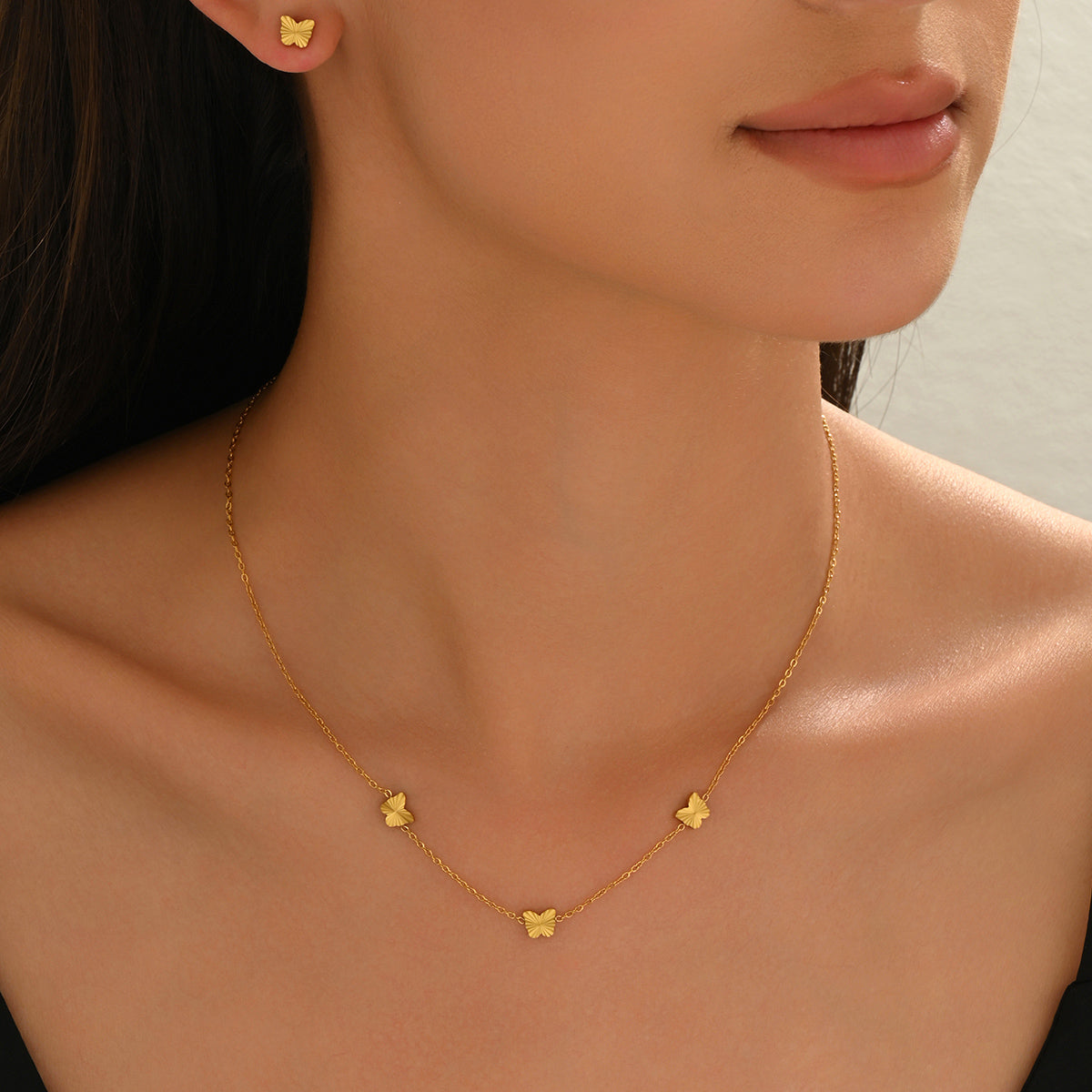 Lxalry Gold Heart Jewelry Set – Stainless Steel Cutout Necklace & Stud Earrings (Waterproof) - Glowify